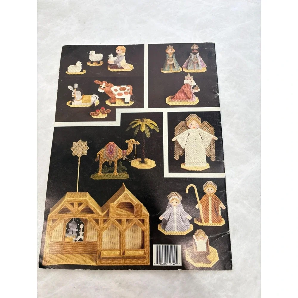 Vintage Leisure Arts Cross Stitch Plastic Canvas Nativity‎ Holiday Alphabets Lot